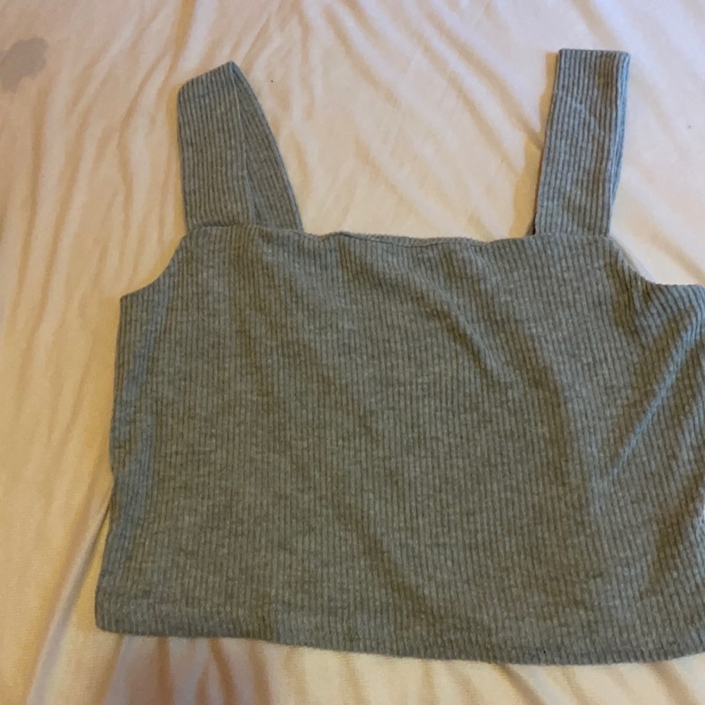 Am selling this shirt